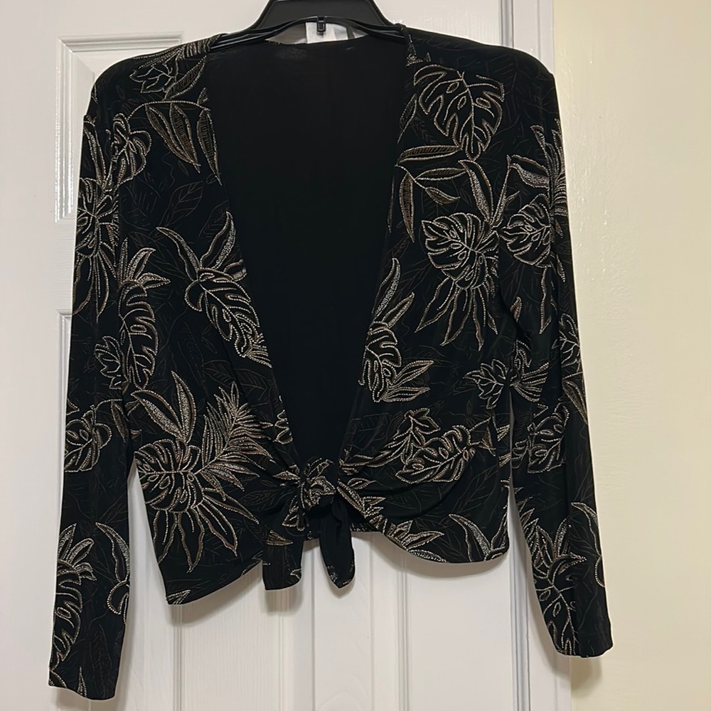 Chico’s Travelers shrug